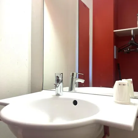 Première Classe Toulouse Nord - Hotel *