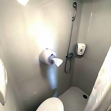 Première Classe Toulouse Nord - Hotel *