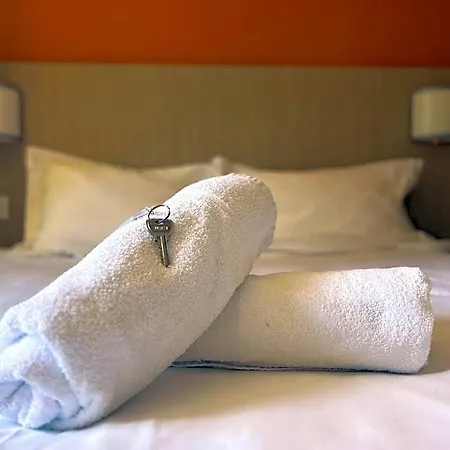 Première Classe Toulouse Nord - Hotel *