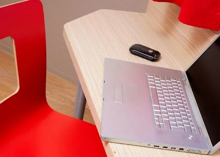 Premiere Classe Toulouse Nord - *